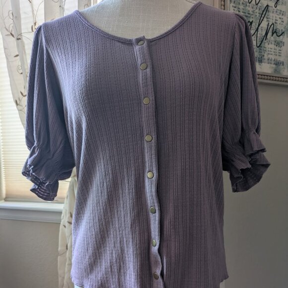*SOLD* Grace & Lace Mystic Purple top - Picture 1 of 1